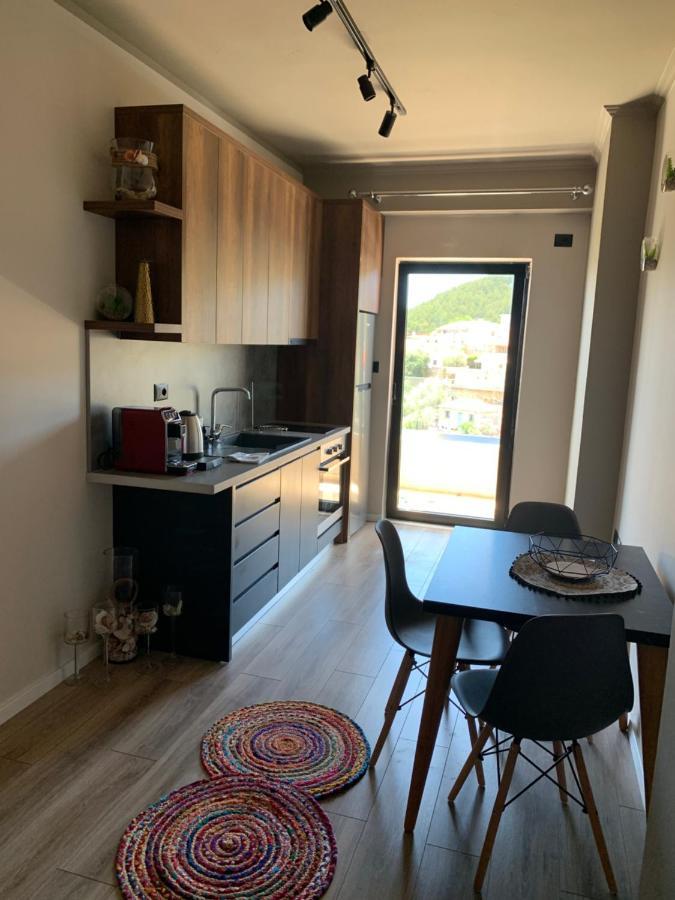 Bluetique Apartments Himara Himare Exterior foto